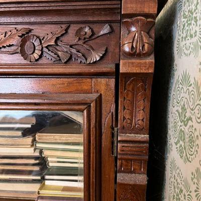 Bookcase Detail