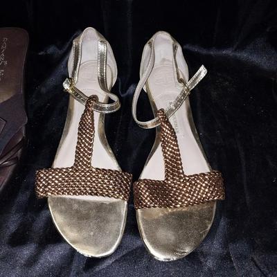 DOKKERS-MUDDS-DEICHMANN SANDLES