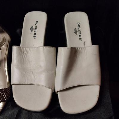 DOKKERS-MUDDS-DEICHMANN SANDLES