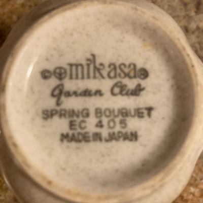 Dishware