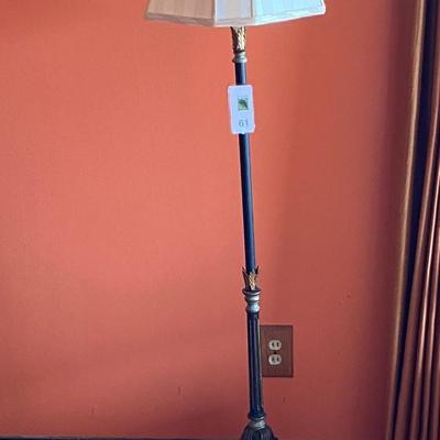 Floor lamp