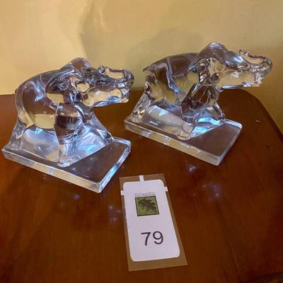 Glass elephant bookends
