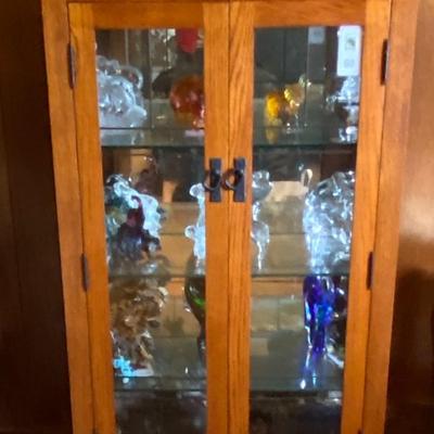 Glass display cabinet