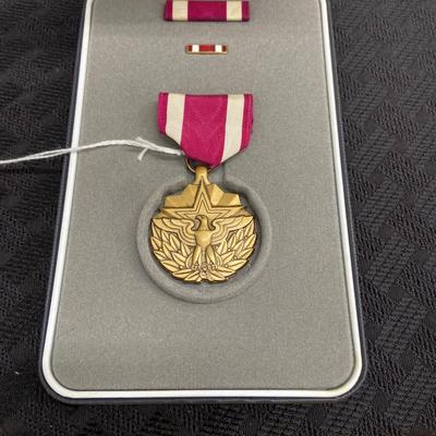 World War II US Army meritorious service medal set