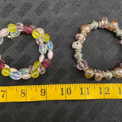 Beaded fashion bracelet lot of 2