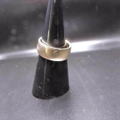 14K YELLOW GOLD WEDDING BAND