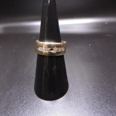 14K YELLOW GOLD WEDDING BAND