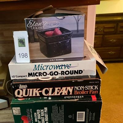 Lot of various kitchen items