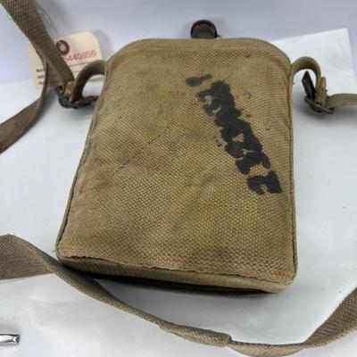 British WW2 felt insulated canteen with cork and green canvas carrier