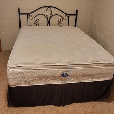 Sealy Queen Size Bed