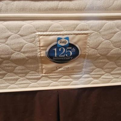 Sealy Queen Size Bed