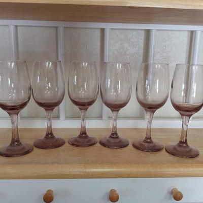 WINE GLASSES, 34 PURPLE GLASS BOWLS, PLACEMATS AND MORE