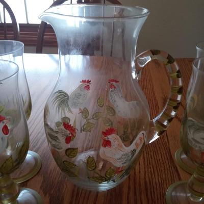 STEMMED ROOSTER GLASSES AND A MATCHING PITCHER