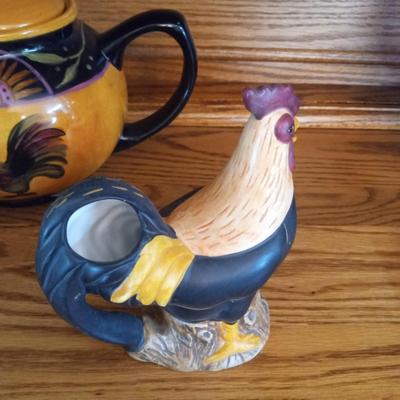 ROOSTER TEAPOT WITH CREAM AND SUGAR SET