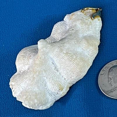 UNUSUAL CORAL SPECIMEN NECKLACE PENDANT 