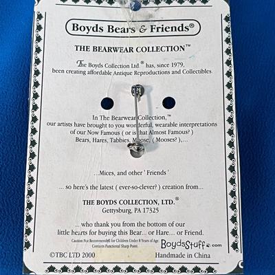 BEARWEAR BEAR CHRISTMAS TREE PIN w/ SPRINGY FEET