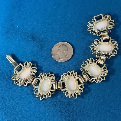 COLONIAL ERA DANCERS SEGMENT BRACELET