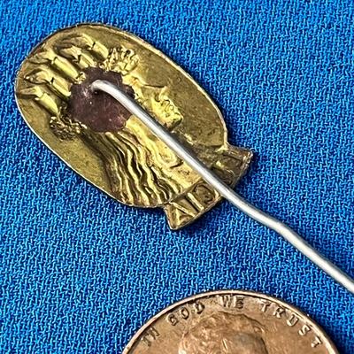 OLD STICK PIN â€œLUCIAâ€ PRINCESS WITH CANDLE CROWN