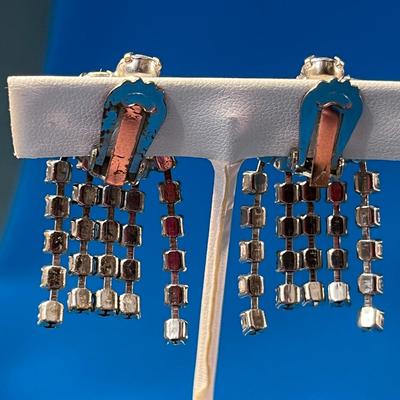 VINTAGE MULTI-RHINESTONE CLUSTER w/DANGLE RIBBONS EARRINGS