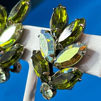 OLD TIME â€œREGENCYâ€ FOOTBALL SHAPED PRONG SET RHINESTONE EARRINGS