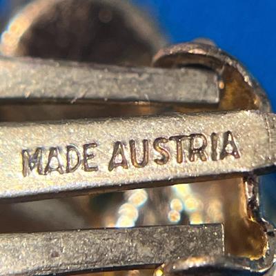 GOLDEN BUTTERSCOTCH PRONG SET RHINESTONE CLUSTER EARRINGS