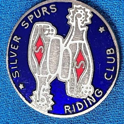 SILVER SPURS RIDING CLUB ENAMELED PLANCHETS X 5