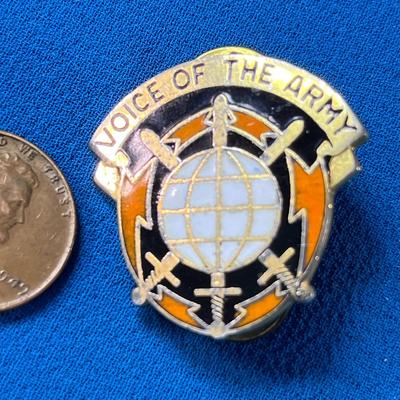 VINTAGE â€œVOICE OF THE ARMYâ€ ENAMELED PIN
