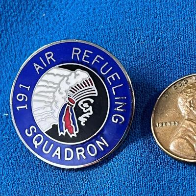 AIR FORCE 191 SQUADRON REFUELING ENAMELED PIN 