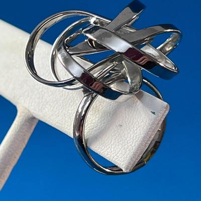 COSMIC SWIRL RING EXPANDABLE BAND SHINY SILVERTONE METAL FAR OUT!