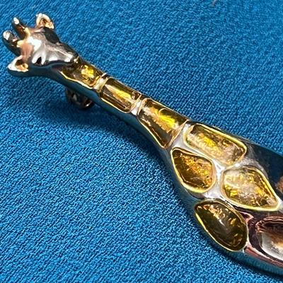NICELY MADE GIRAFFE PIN ENAMELED SECTIONS