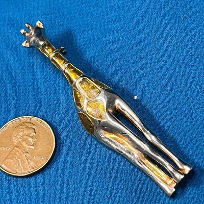 NICELY MADE GIRAFFE PIN ENAMELED SECTIONS