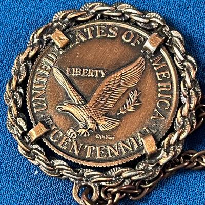 BICENTENNIAL 1-1/4â€ MEDALLION COPPERIZED WITH 19â€ CHAIN