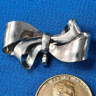 DOUBLE BOW STERLING PIN/PENDANT