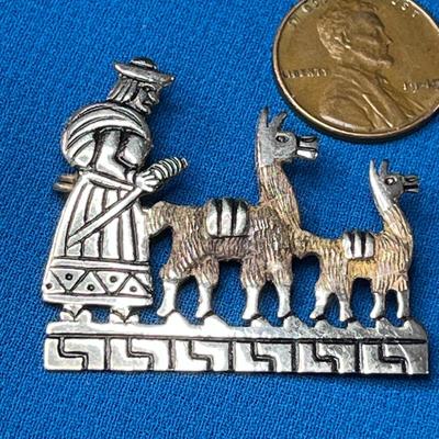 PERU? STERLING LLAMAS & HERDER PIN 