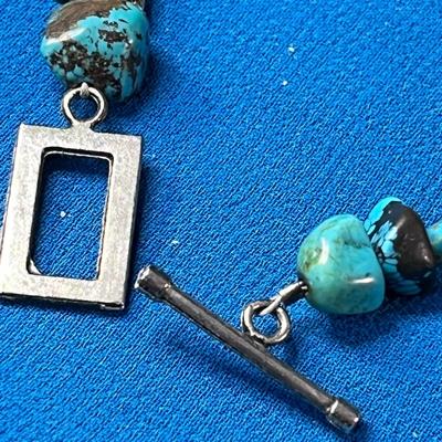 TURQUOISE CHUNKS AND SILVER TONE FANCY BEADS BRACELET