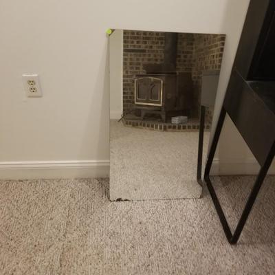 2 Mirrors