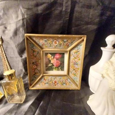 VINTAGE LADIES PERFUME BOTTLES-TRINKET BOXES-RING HOLDER-COIN POUCHES-MORE