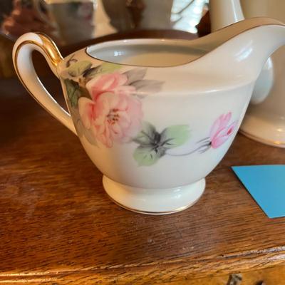 Roses Tea Set