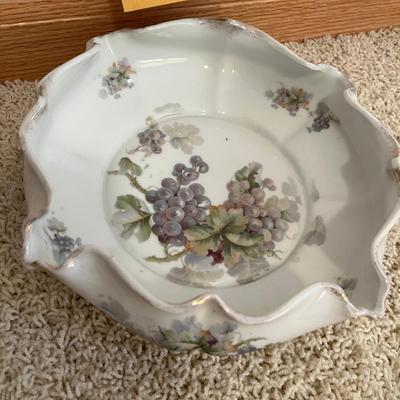 Silesia Ruffle edge bowl