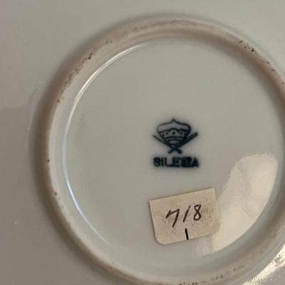 Silesia Ruffle edge bowl