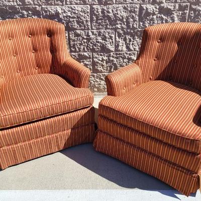 PAIR OF VINTAGE UPHOLSTERED CLUB CHAIRS