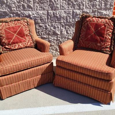 PAIR OF VINTAGE UPHOLSTERED CLUB CHAIRS