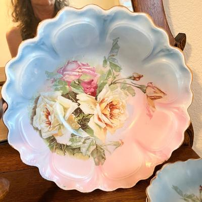 Bavarian Roses Berry Bowl set