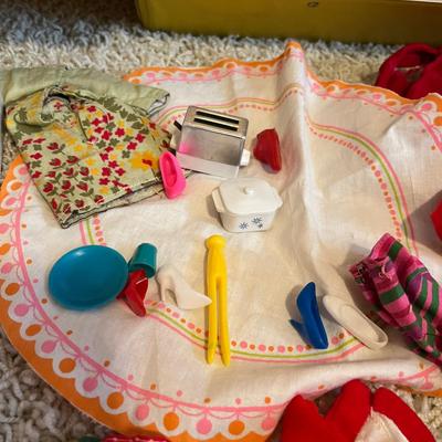Skipper & Skooter Dolls w/ case