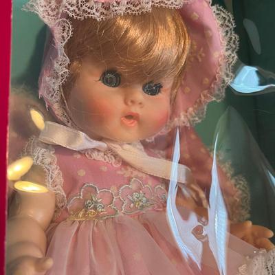 Vogue Doll NIB