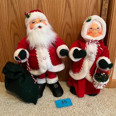 Anna Lee Doll Santa & Mrs. Claus Large size