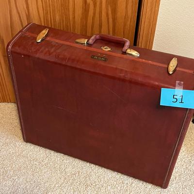 Vintage Hard side Suit case