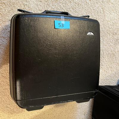 Very nice Hard case suit case