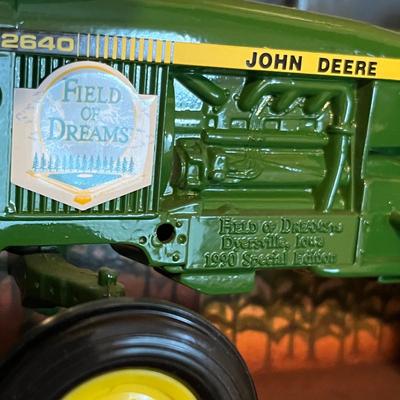 John Deere 2640 Tractor