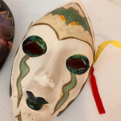 COLLECTIBLE MASK LOT